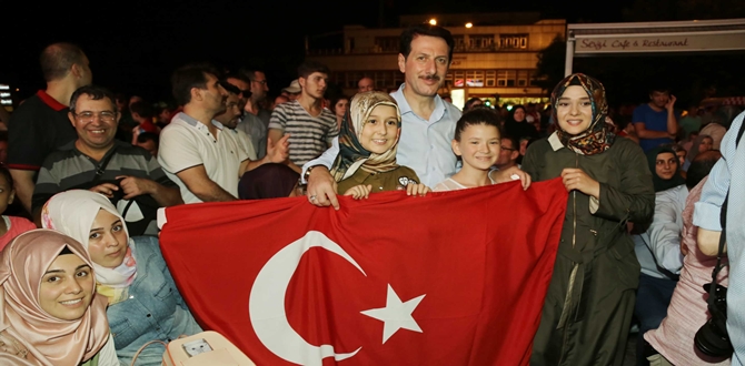 Erdoğan Tok, Demokrasi Nöbeti İçin Çağrı Yaptı