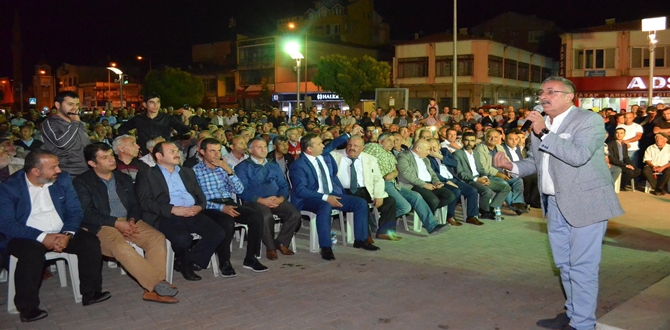 Alaca’da Demokrasi Nöbeti Sürüyor