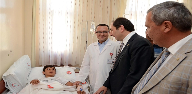 Rektörden Eğitim ve Araştırma Hastanesine Ziyaret