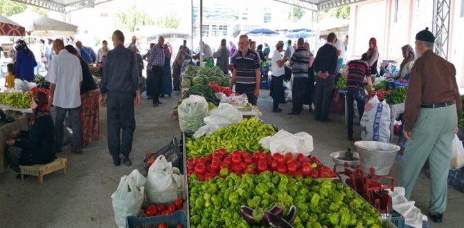 Kargı’da Yerli Pazara Yoğun İlgi