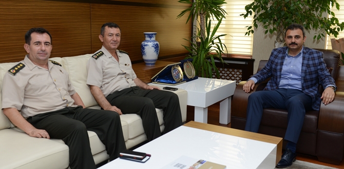 Eski-Yeni Komutanlardan Külcü’ye Ziyaret