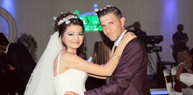 Burçin İle Emrah Dünya Evine Girdi