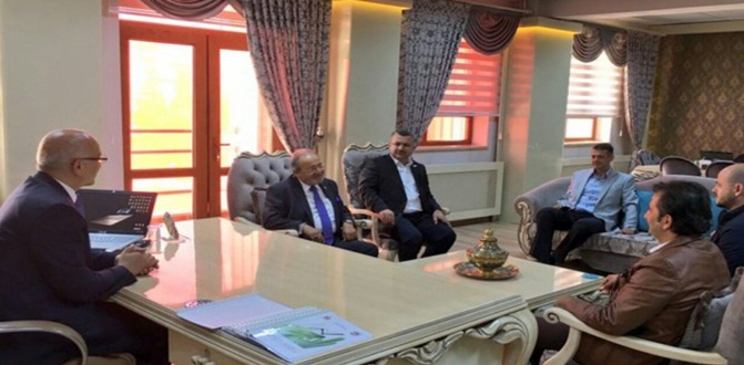 Milletvekili Uslu, Z Kütüphanelerini Gezdi