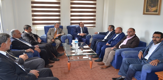 İş Adamlarından İmam Hatip Öğrencilerine Burs Desteği