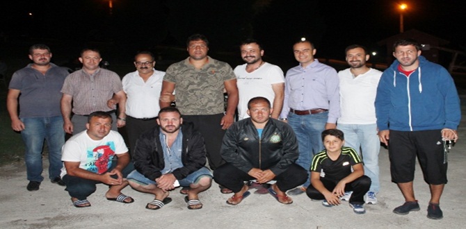 Kırkpınar Başpehlivanlarının Kargı Çıkarması