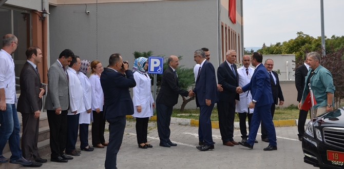 Ceylan’dan Hastalara Bayram Ziyareti