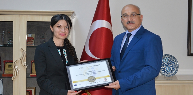 Öğretmen Rabia Dönder’e ‘Twinning ‘Projesi Ödülü