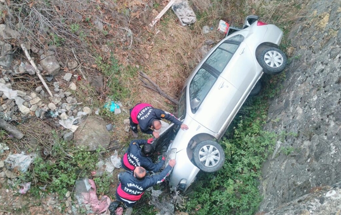 Cenaze Dönüşü Kaza: 3 Yaralı