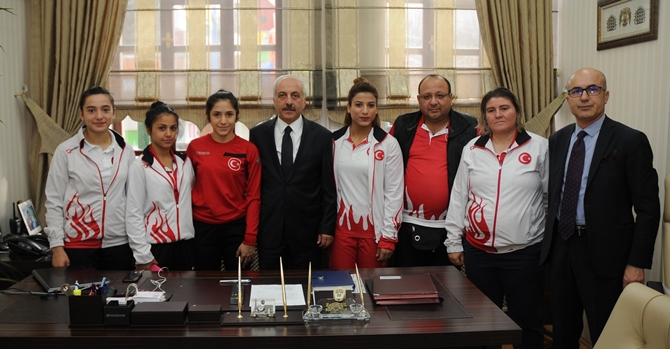 Haltercilerden Gül’e Ziyaret