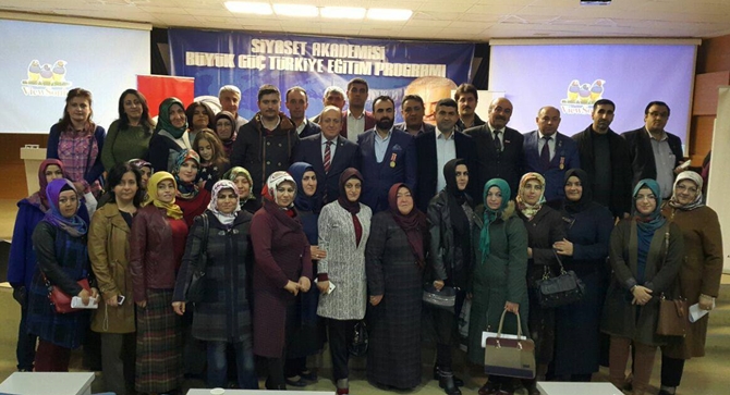 Siyasetin Akademisini Bitirecekler