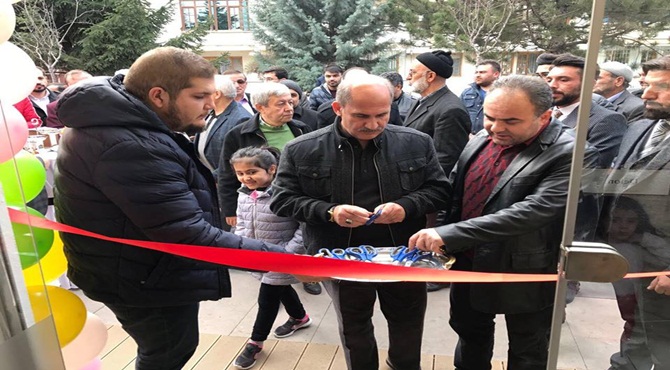 Adil Candemir Aile Çaybahçesi Hizmete Açıldı