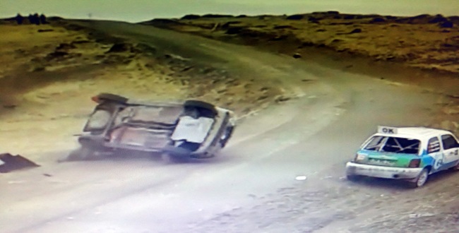 Ralli Şampiyonasındaki Kaza Anı Kamerada