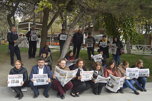 CHP’liler Cumhuriyete Sahip Çıktı