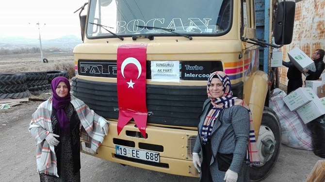 AK Kadınlar Halep İçin Boş Durmadı