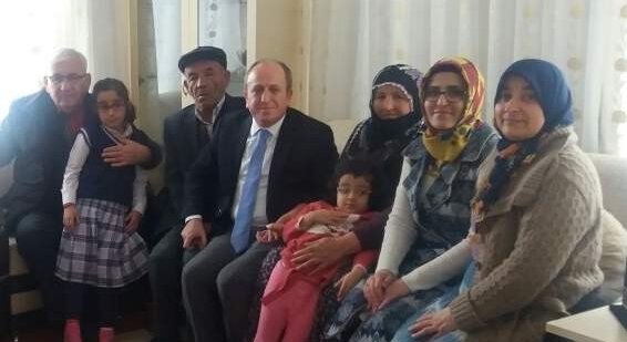 AK Parti’den Şehit Ailesine Ziyaret