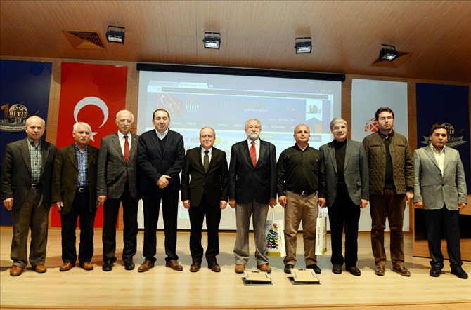 Rektör, Öğrencilerle Sohbet Etti