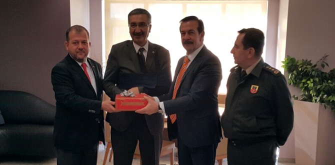 İş Dünyasından Sürmen’e Veda Yemeği