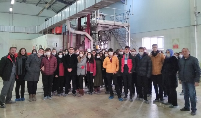 Öğrenciler Tıbbi Atık Tesisini İnceledi