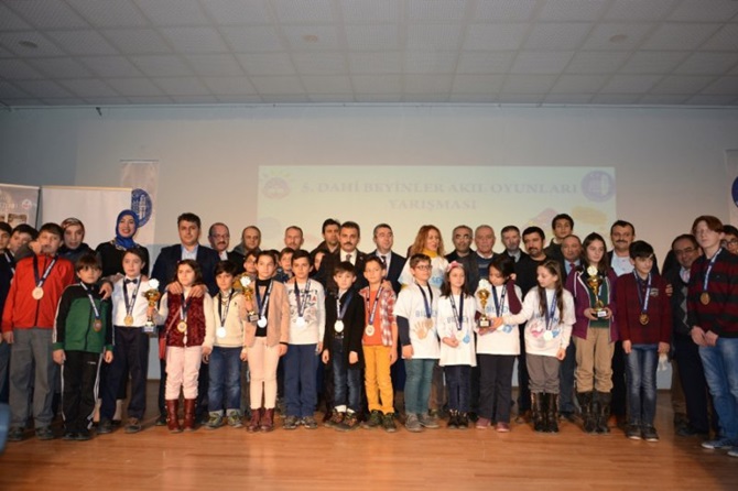 5.Dahi Beyinler Ödüllerini Aldı