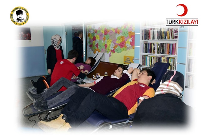 Atatürk Lisesi’nden Kızılay’a Kan Bağışı