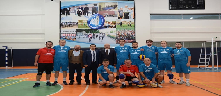 Kurumlararası Spor Şöleni Nefes Kesiyor