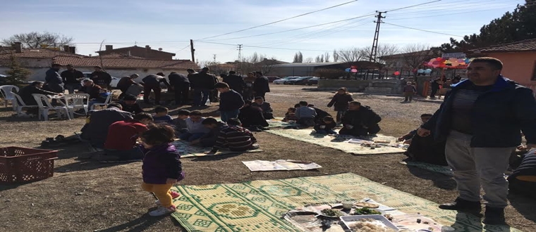 Bayat Mahallesi’nden Birlik ve Beraberlik Örneği