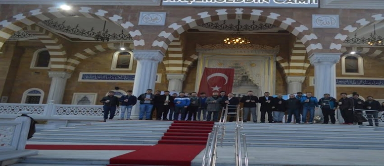 Gençler Sabah Namazında Buluştu