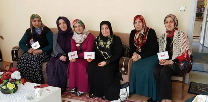 AK Kadınlar Durmak Bilmiyor