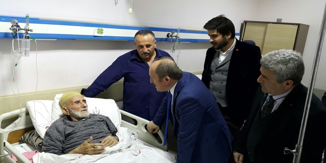 Karadağ’dan Hastalara Ziyaret