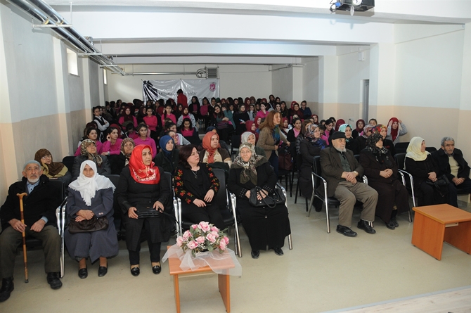 Gençlerden, Ulu Çınarlara Sürpriz Etkinlik