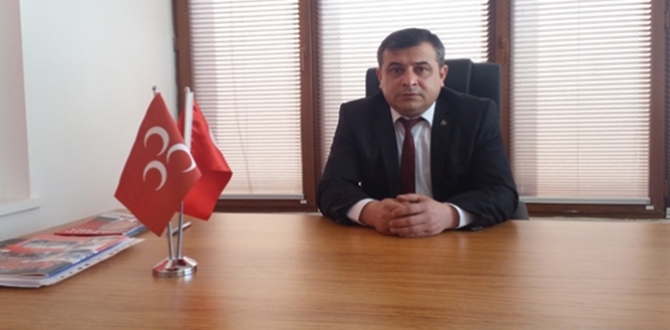 ‘Asıl Irkçılar Bozkurt İşaretini Yasaklayanlardır’