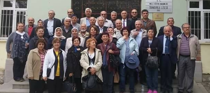 46 Yıl Sonra Mezun Oldukları Okulda Buluştular