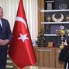 Minik Fotoğrafçı Başkanın Fotoğrafını Çekti