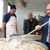 Günlük 4500 Kişiye Sıcak Yemek Veriyorlar