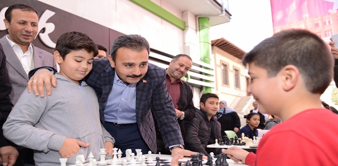 2. Uluslararası Satranç Turnuvası Bugün Başlıyor