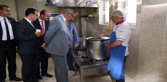 Vali Kılıç, Aşevinde İncelemelerde Bulundu