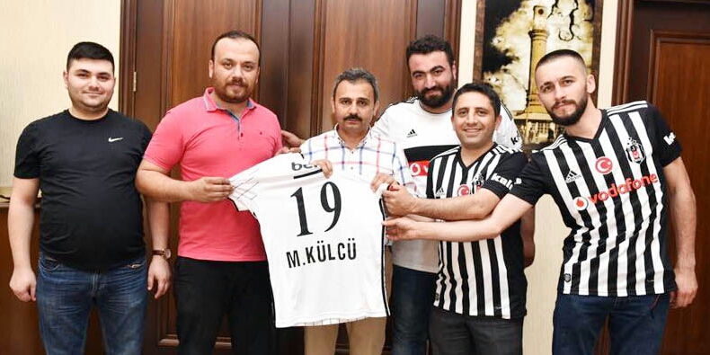 Beşiktaşlılardan Külcü’ye Formu