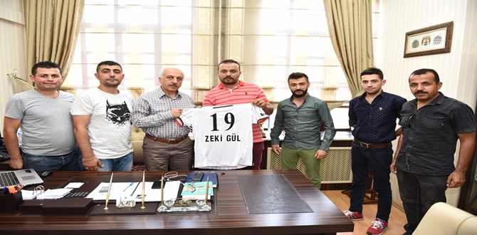 Beşiktaşlılar Derneğinden Gül’e Ziyaret