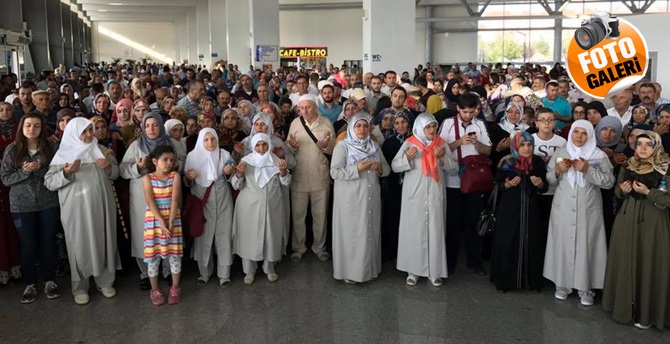 Gözyaşı ve Dualarla Uğurlandılar