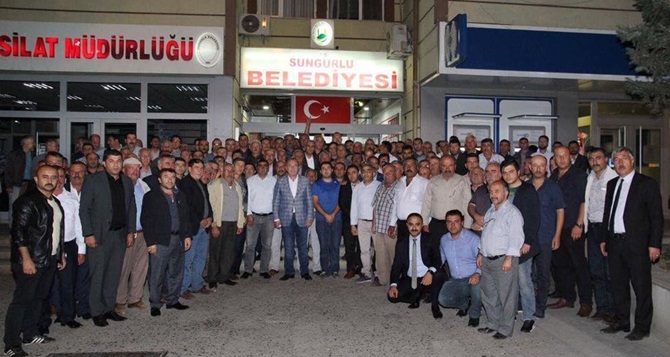 Belediyede, Hareketli Dakikalar