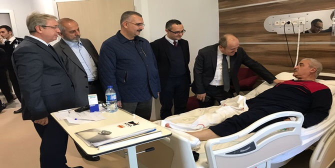Karadağ, Cuma Geleneğini Bozmadı