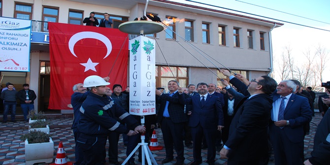 Kargaz’dan,  İki İlçeye Doğalgaz