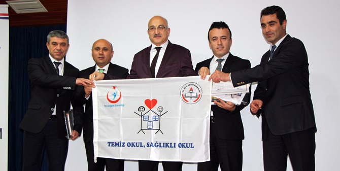 36 Okula “Beyaz Bayrak” Verildi