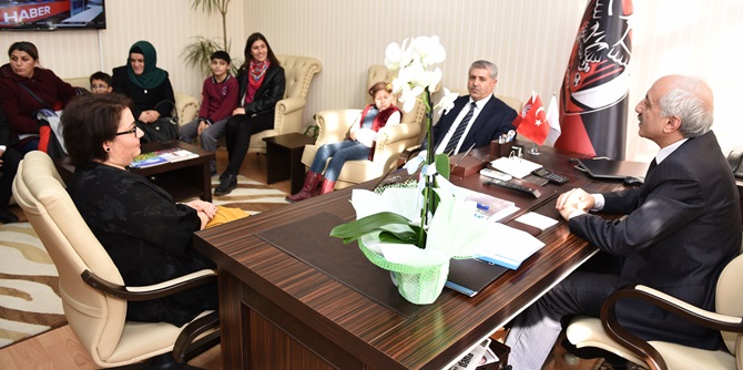 Özel Öğrencilerden Gül’e Ziyaret