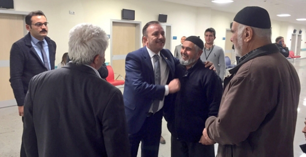 Ceylan, Hastalara Moral Verdi