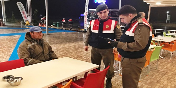 Jandarma Yılbaşında Kuş Uçurtmadı