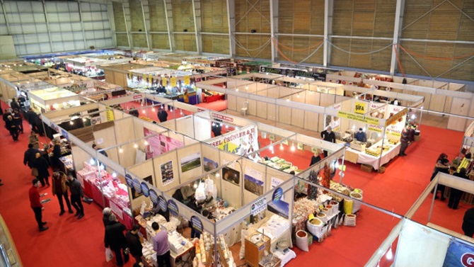 El Sanatları ve Hediyelik Eşya Fuarı Açıldı