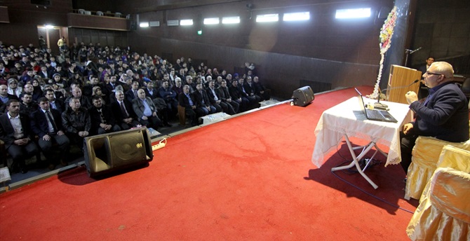 2. Abdülhamit Han Anlatıldı