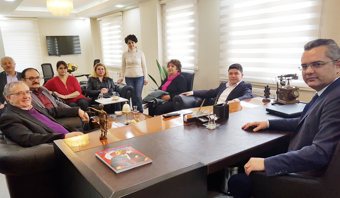 ‘Türkiye’de Siyasi Alan Daraltıldı’