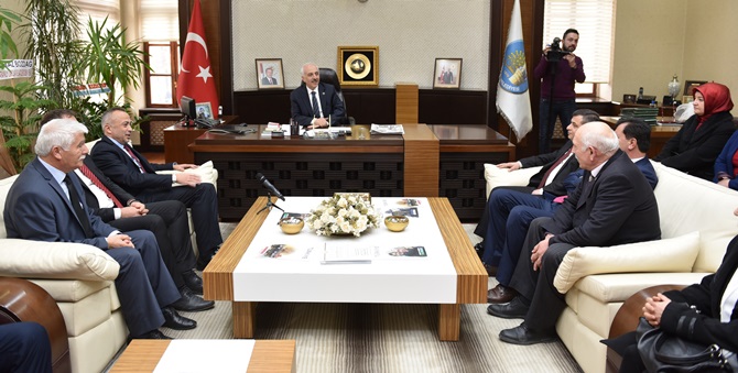 ‘İnsanımıza Hizmet Etmekle Mükellefiz’